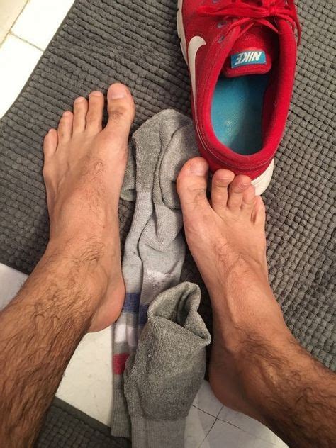 gay feet snap